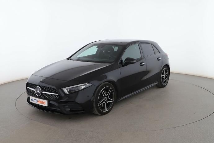 MERCEDES-BENZ A 220 AMG Line