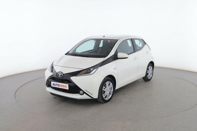 TOYOTA AYGO 1.0 X-Play