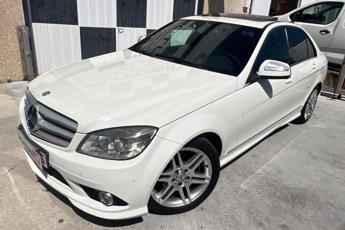 MERCEDES-BENZ C automatico pack amg full