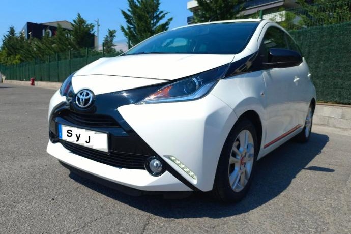 TOYOTA AYGO 1.0 70CV X-SHIFT CABRIO