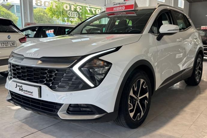 KIA SPORTAGE 1.6 T-GDI 160CV MHEV 4X2 DRIVE PACK DESIGN .-" COMO NUEVO "
