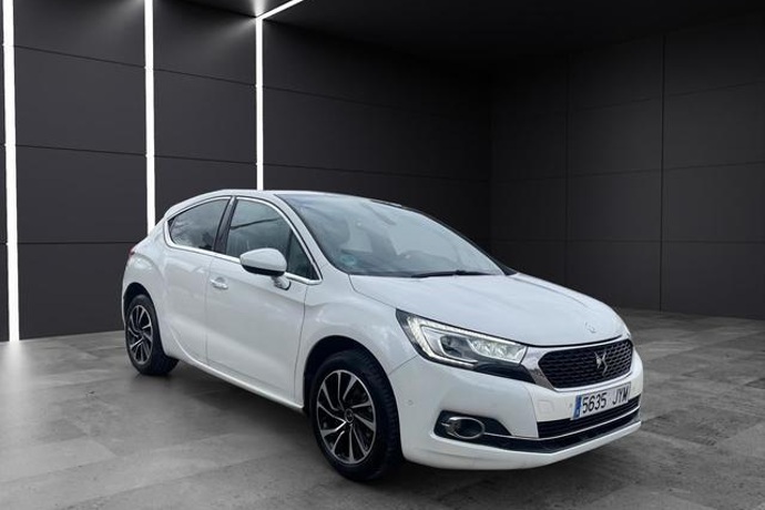 CITROEN DS4 PureTech 130 SANDS Desire 96 kW (131 CV)