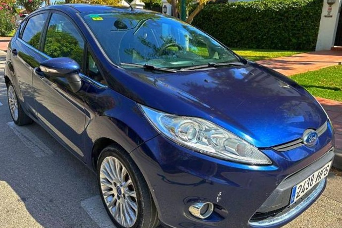 FORD FIESTA 1.6 TDCi 95CV 5p. Titanium Bs.