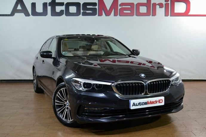 BMW SERIE 5 520d SportLine