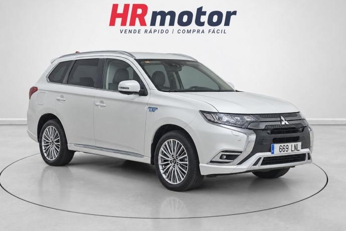 MITSUBISHI OUTLANDER 2.4 PHEV Kaiteki 4WD Auto 165 kW (224 CV)