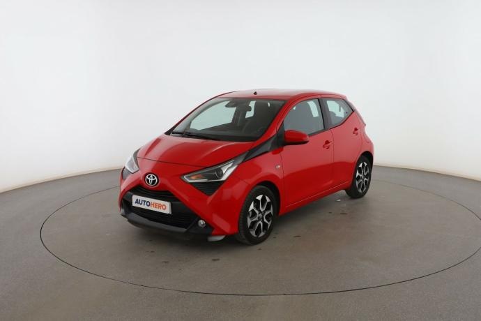 TOYOTA AYGO 1.0-VVT-i X-Play