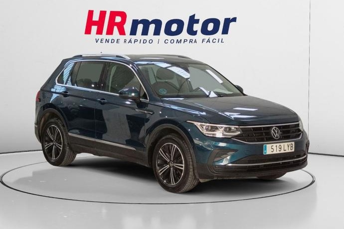 VOLKSWAGEN TIGUAN Life