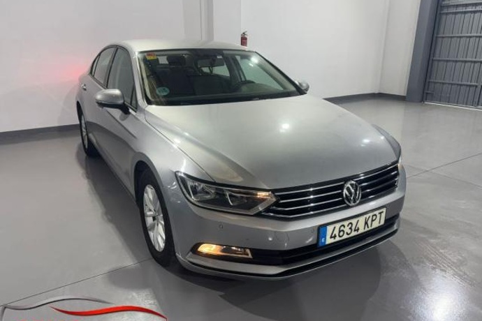 VOLKSWAGEN PASSAT Edition 2.0 TDI BMT 110 kW (150 CV)