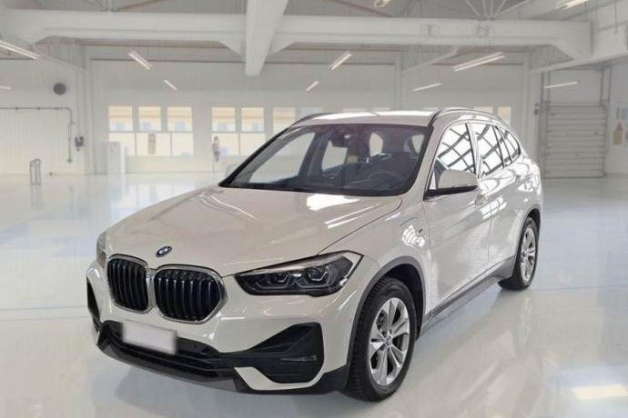 BMW X1 xDrive25e