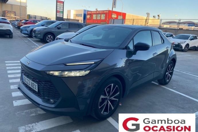 TOYOTA C-HR 1.8 Advance Hybrid 140