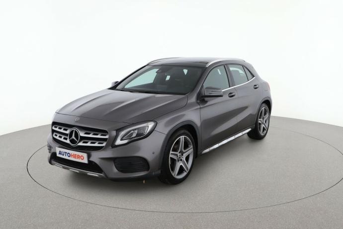 MERCEDES-BENZ GLA 200 D AMG LINE