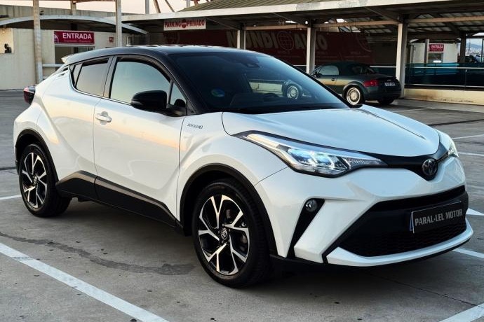 TOYOTA C-HR 2.0 180H ADVANCE con CÁMARA TRASERA...
