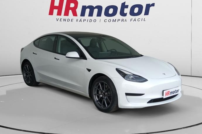 TESLA MODEL 3 Standard Plus RWD