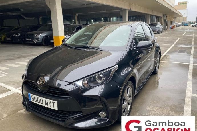 TOYOTA YARIS 1.5 120H Active Plus
