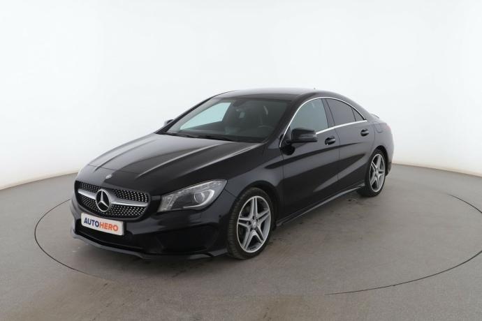 MERCEDES-BENZ CLA 200 d AMG line