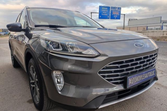 FORD KUGA 1.5 TDCI 120 CV S&S 2WD P. Titanium
