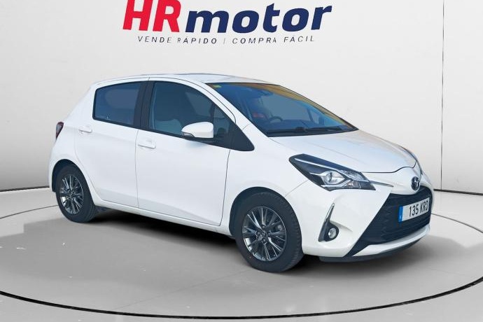 TOYOTA YARIS Active