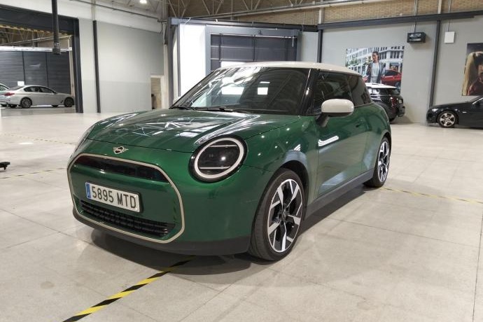 MINI COOPER E 135 kW (184 CV)