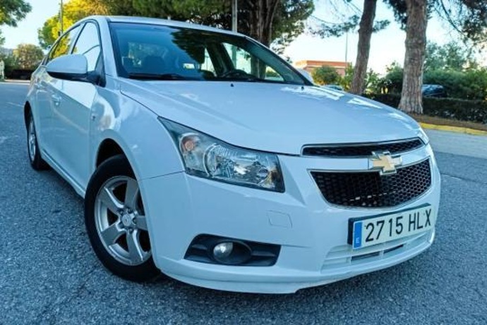 CHEVROLET CRUZE 4p 1.6 16V LS