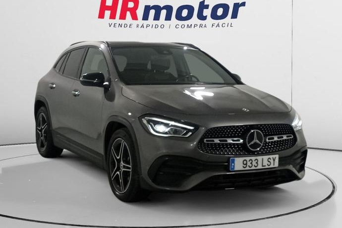 MERCEDES-BENZ GLA 220d AMG Line 4Matic