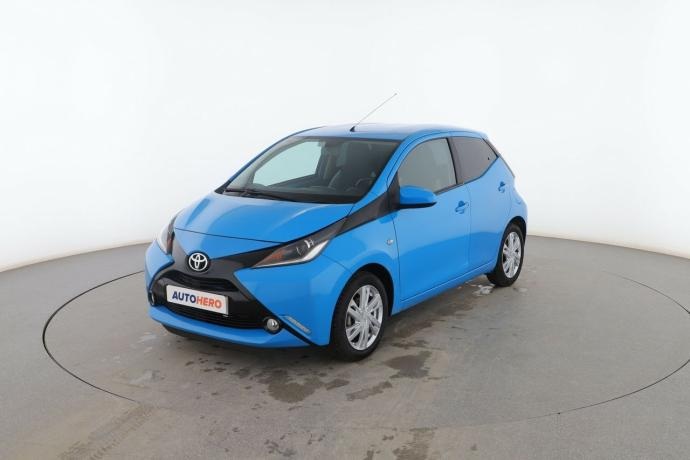 TOYOTA AYGO 1.0 X-Play