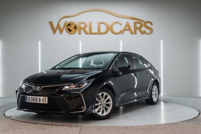 TOYOTA COROLLA sedán 1.5 active