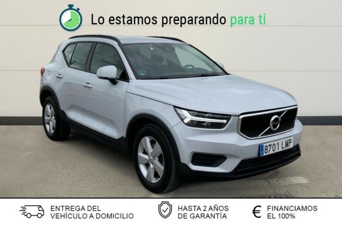 VOLVO XC40 1.5 T3 MOMENTUM CORE AUTO 163 5P
