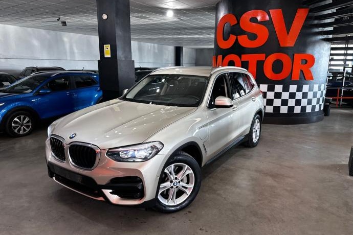 BMW X3 xDrive30e