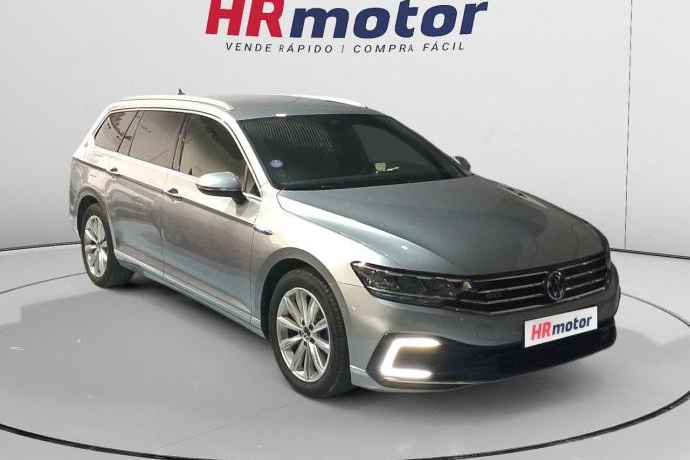 VOLKSWAGEN PASSAT GTE