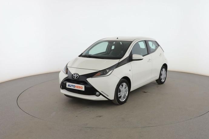 TOYOTA AYGO 1.0 X-Play