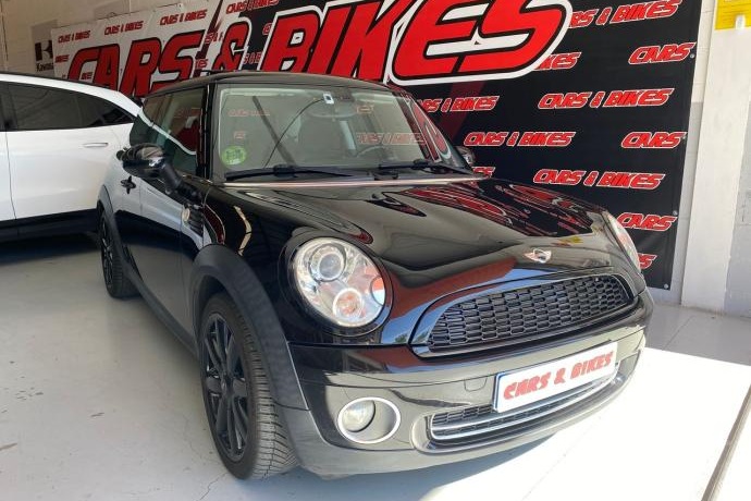 MINI ONE black line