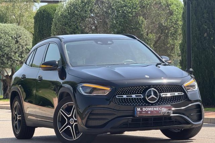 MERCEDES-BENZ GLA 200 d 7G-DCT