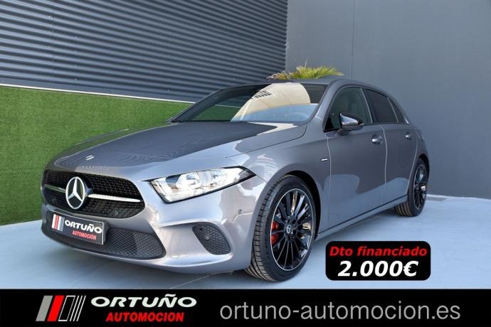 MERCEDES-BENZ A 180 D