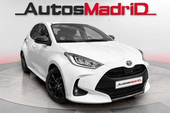 TOYOTA YARIS 1.5 120H Style Plus