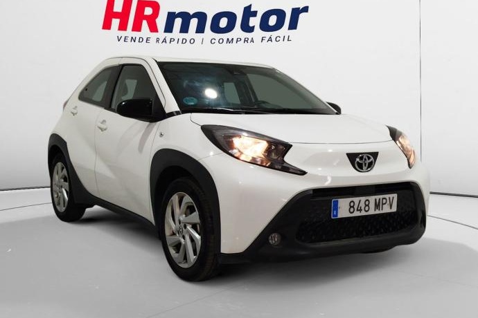 TOYOTA AYGO 1.0 Play