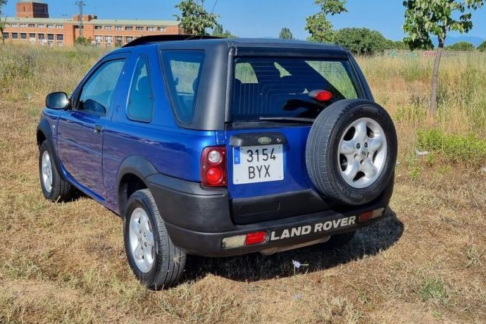 LAND-ROVER FREELANDER 4X4