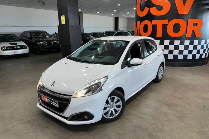 PEUGEOT 208 5P Signature 1.2L PureTech 60KW (82CV)