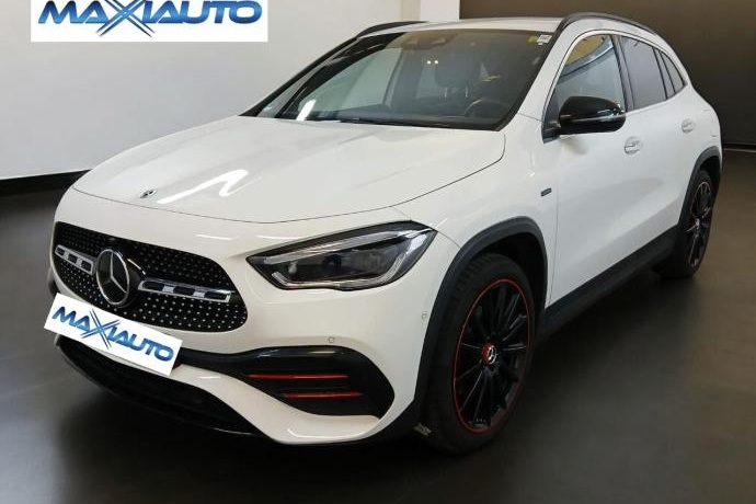 MERCEDES-BENZ GLA 250 e 8G-DCT AMG LINE 160 CV