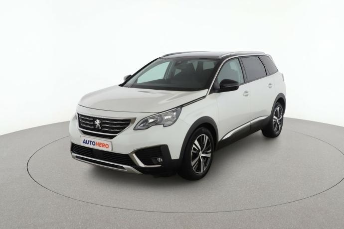 PEUGEOT 5008 1.2 PureTech Allure