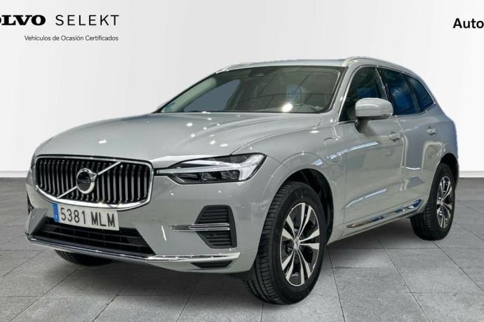 VOLVO XC60 2.0 T6 RECHARGE CORE AUTO 4WD 5P