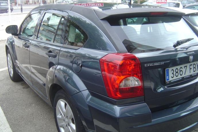 DODGE CALIBER 2.0 CDR SE