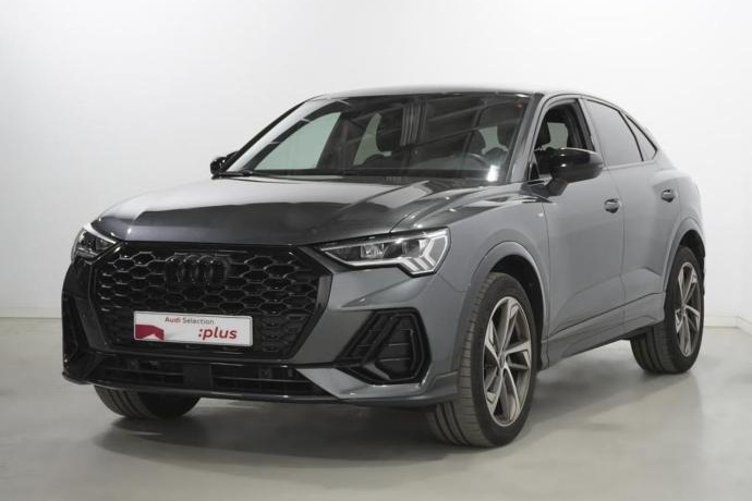 AUDI Q3 Black line 35 TDI 110 kW (150 CV)