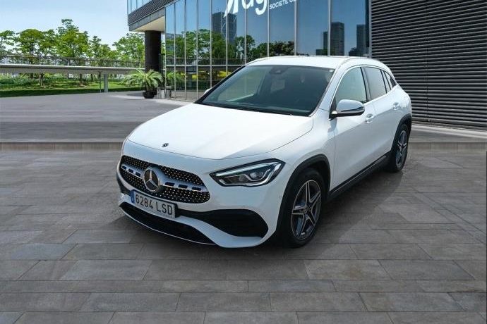 MERCEDES-BENZ GLA GLA 200 d
