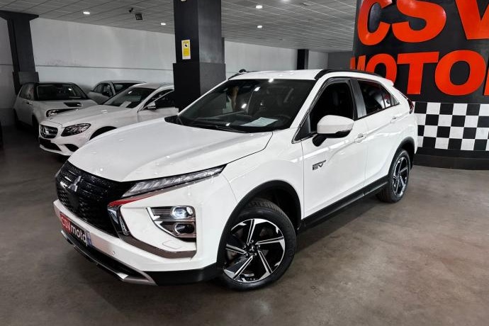 MITSUBISHI ECLIPSE CROSS 2.4 PHEV Kaiteki Auto 4WD