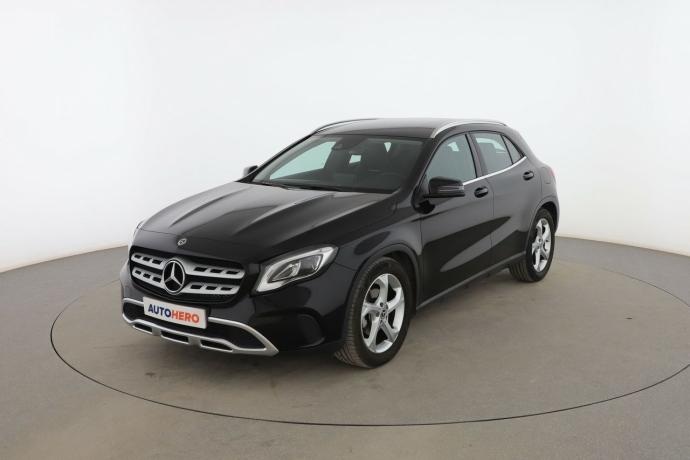 MERCEDES-BENZ GLA 180 Urban