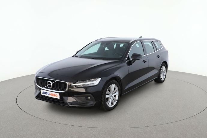 VOLVO V60 2.0 D4 Momentum Pro