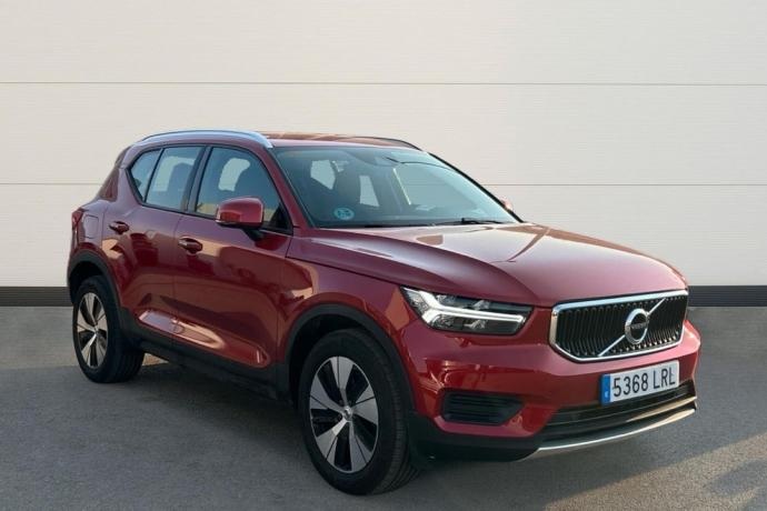 VOLVO XC40 1.5 T3 MOMENTUM PRO AUTO 163 5P
