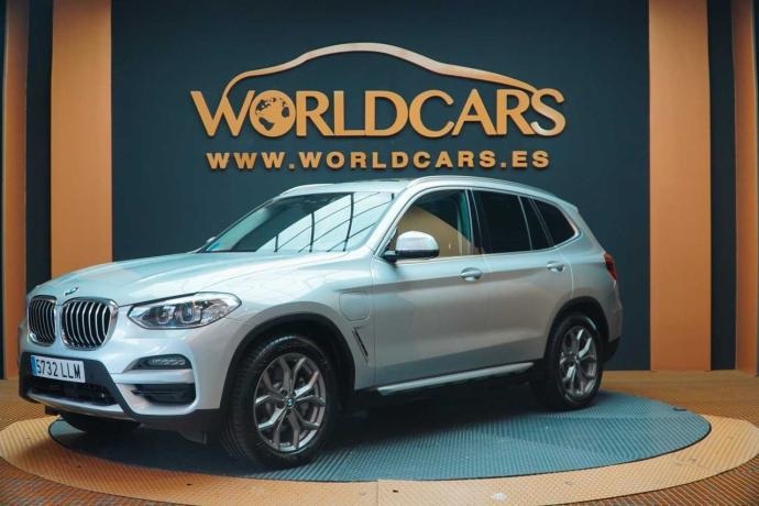 BMW X3 xDrive30e