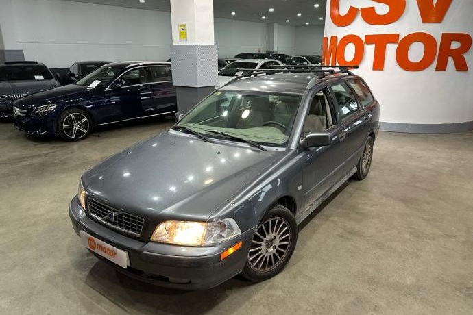 VOLVO V40 1.6 EVOLUTION
