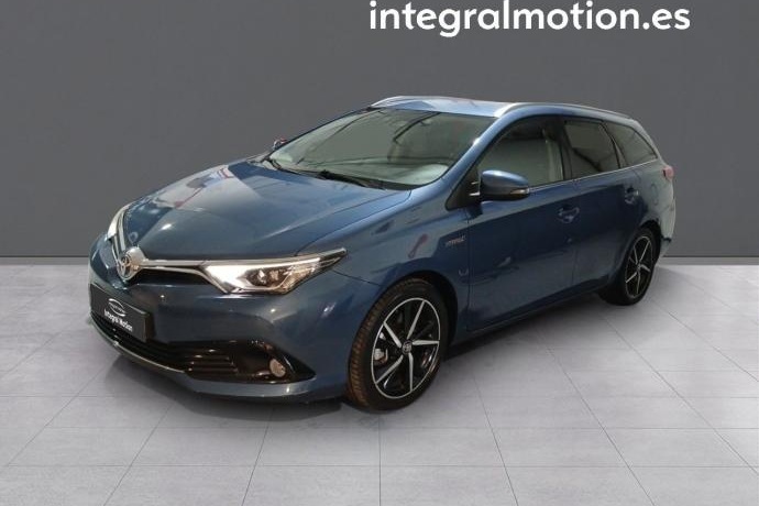 TOYOTA AURIS 1.8 140H Active Touring Sports